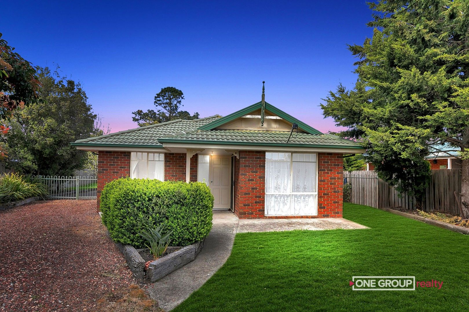 3 bedrooms House in 18 Sinclair Court WALLAN VIC, 3756