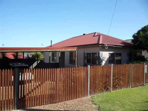 169 Gosford Road, Adamstown NSW 2289