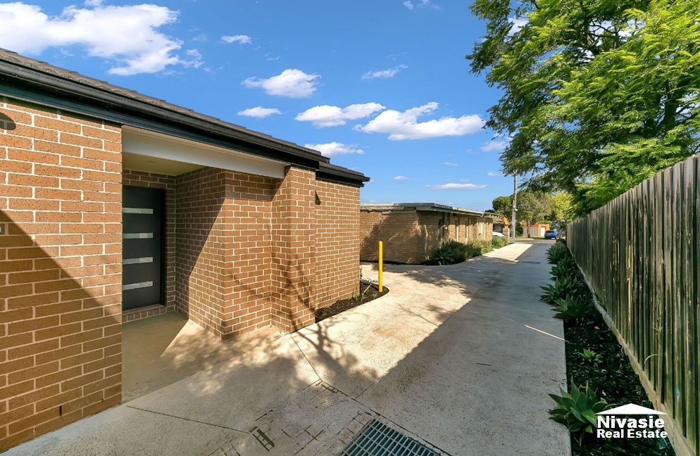 A/9 Irving Rd, Melton VIC 3337, Image 1
