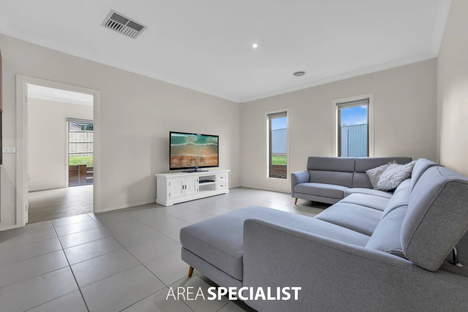 Additional image 8 of 101 Livingstone Boulevard, Pakenham VIC 3810