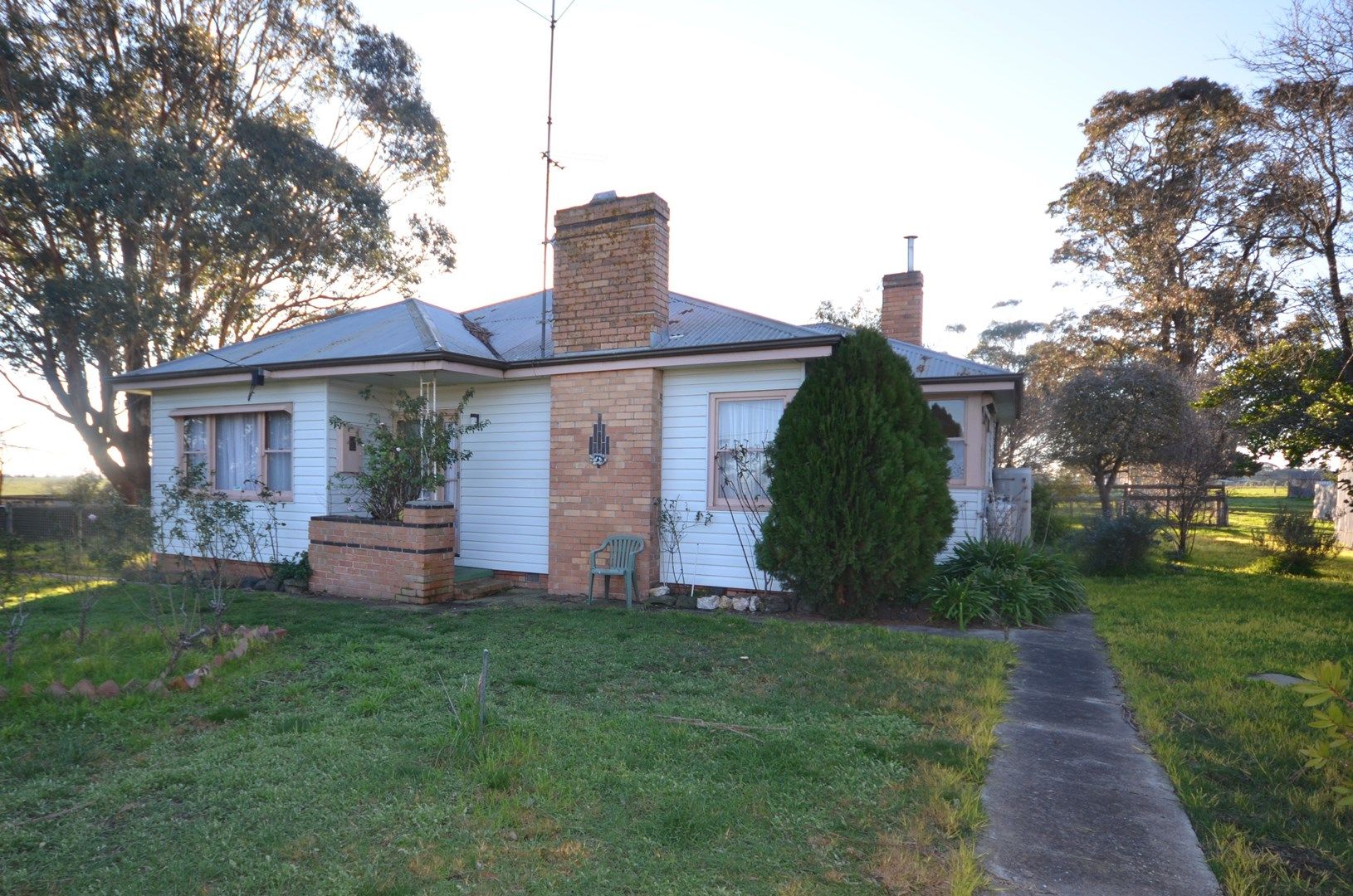 102 Montgomery Street, Skipton VIC 3361, Image 0