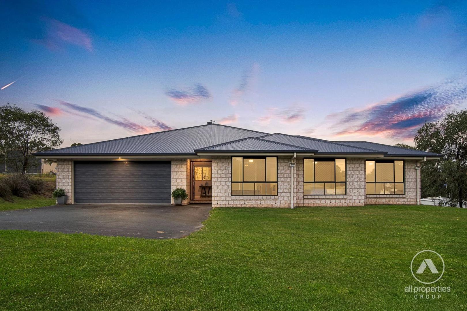 5-7 WHIPBIRD PLACE, Greenbank QLD 4124