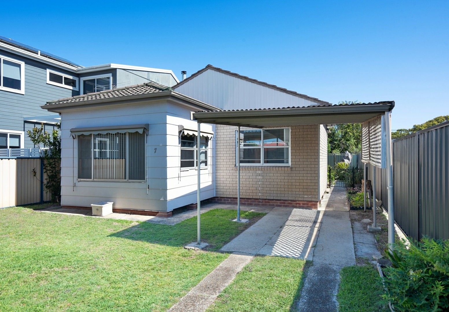 2 bedrooms House in 7 Williams Street BELMONT SOUTH NSW, 2280