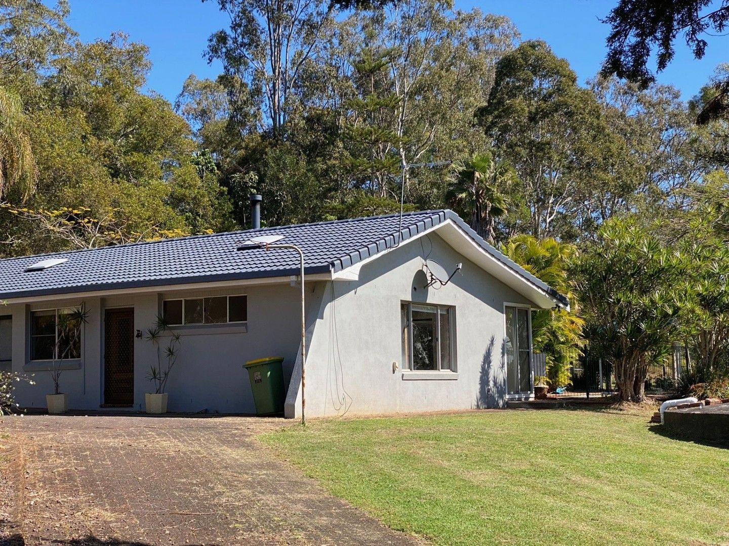 5 bedrooms House in 65 East Skyline Rd GOONELLABAH NSW, 2480