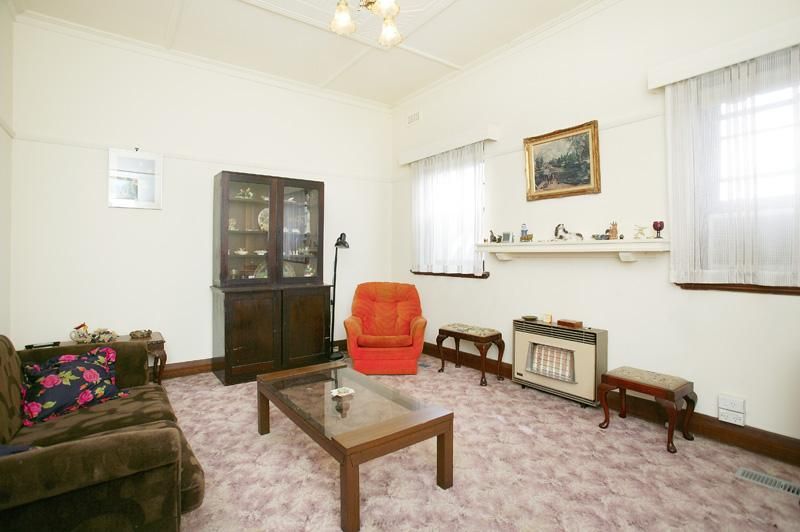29A First Avenue, Kew VIC 3101, Image 2