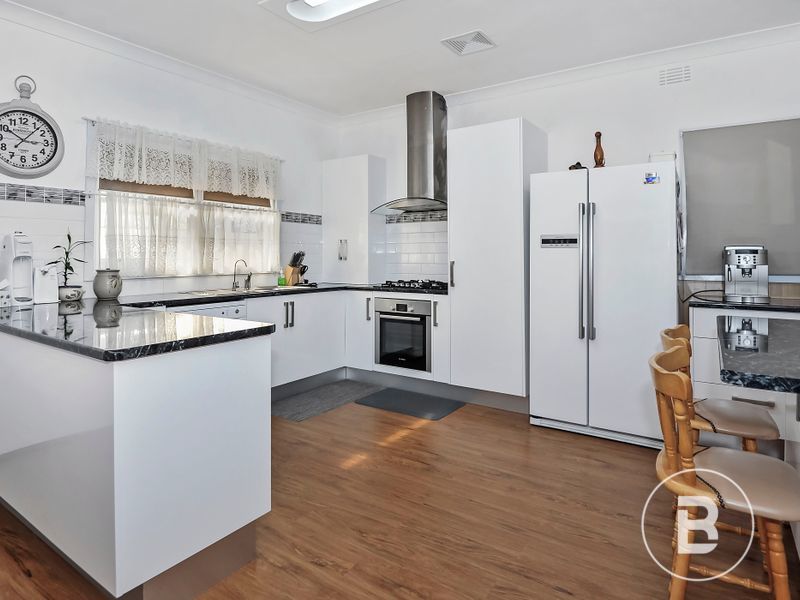 10 Barnes Street, Stawell VIC 3380 House For Rent Domain