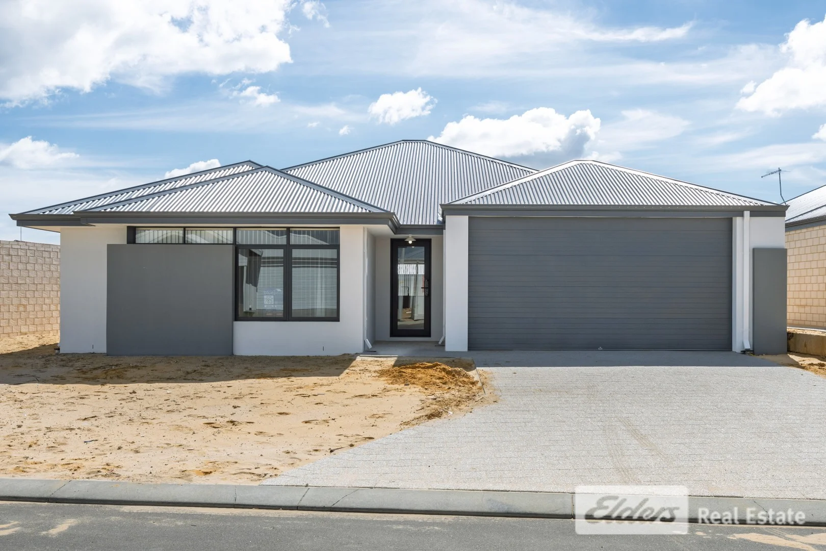 Primary image of 5 Kembla Way, Lakelands WA 6180