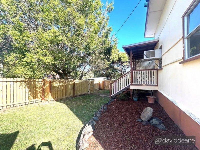 2 bedrooms House in 44 Yacht Street CLONTARF QLD, 4019