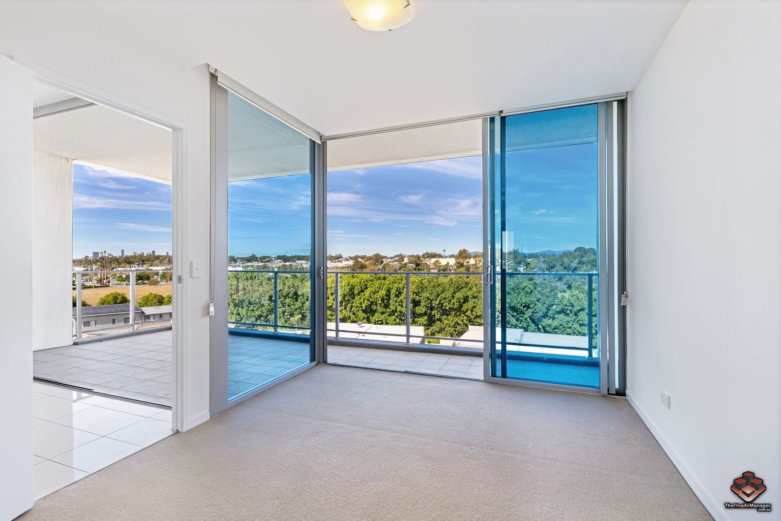 3 bedrooms Apartment / Unit / Flat in ID:21116568/11 Compass Drive BIGGERA WATERS QLD, 4216