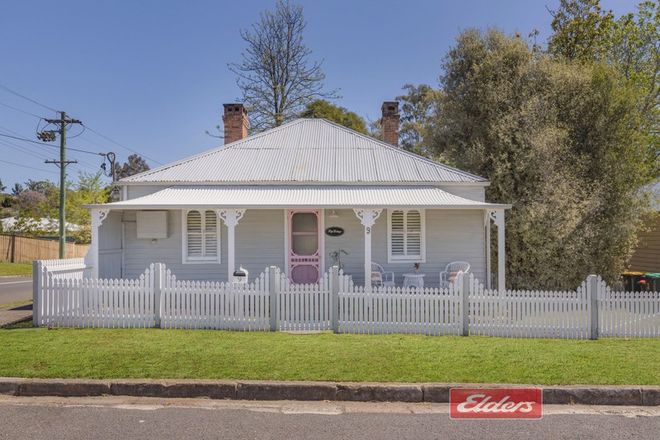 Picture of 9 Campbell Street, PICTON NSW 2571