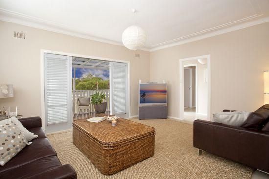 80 Carrington Parade, CURL CURL NSW 2096, Image 2