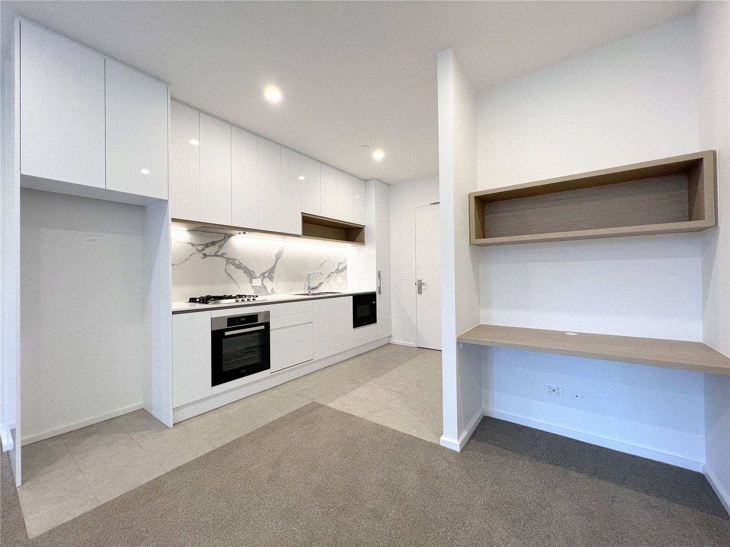 1 bedrooms Apartment / Unit / Flat in 2009/81 City Road SOUTHBANK VIC, 3006