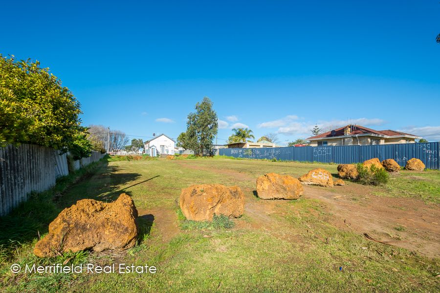 74 South Coast Highway, Orana WA 6330, Image 2