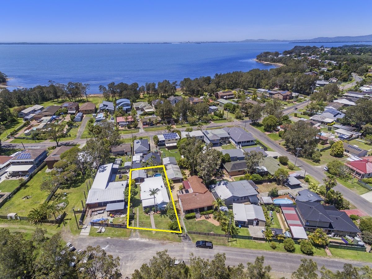 3 Warner Ave, Tuggerawong NSW 2259, Image 1