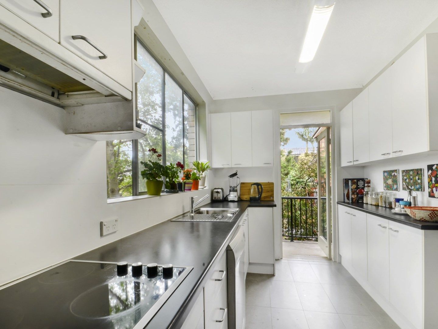 2/102 Burns Bay Road, Lane Cove NSW 2066, Image 0