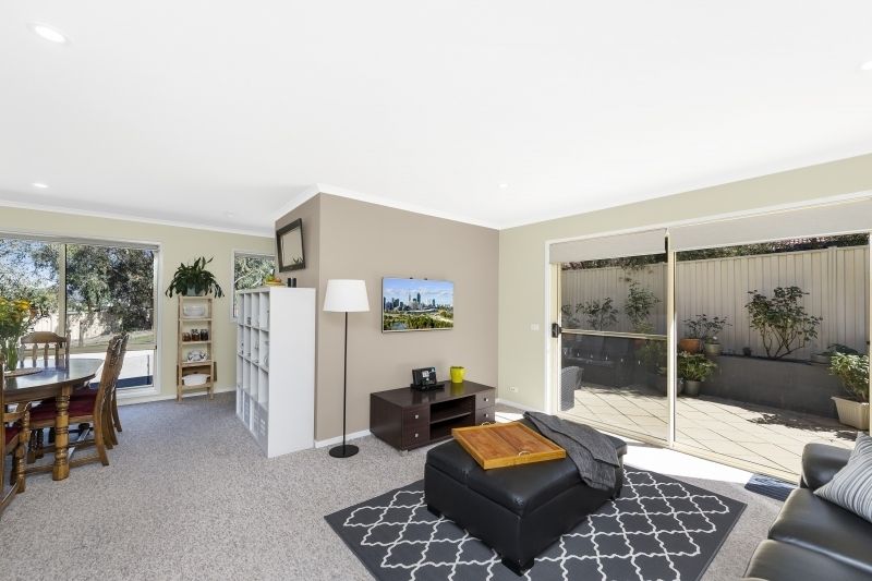 5/7-9 Walker Crescent, Jerrabomberra NSW 2619, Image 0