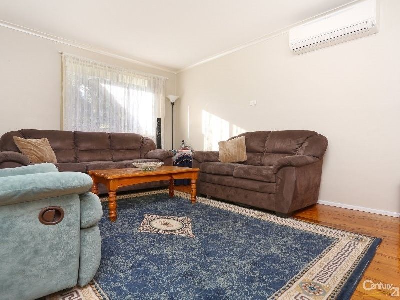 16 Ainsworth Crescent, Wetherill Park NSW 2164, Image 1