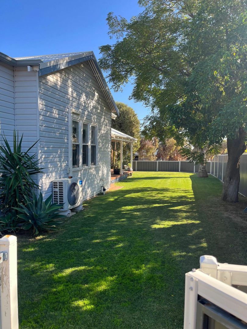 27 High St, Goomalling WA 6460 Domain