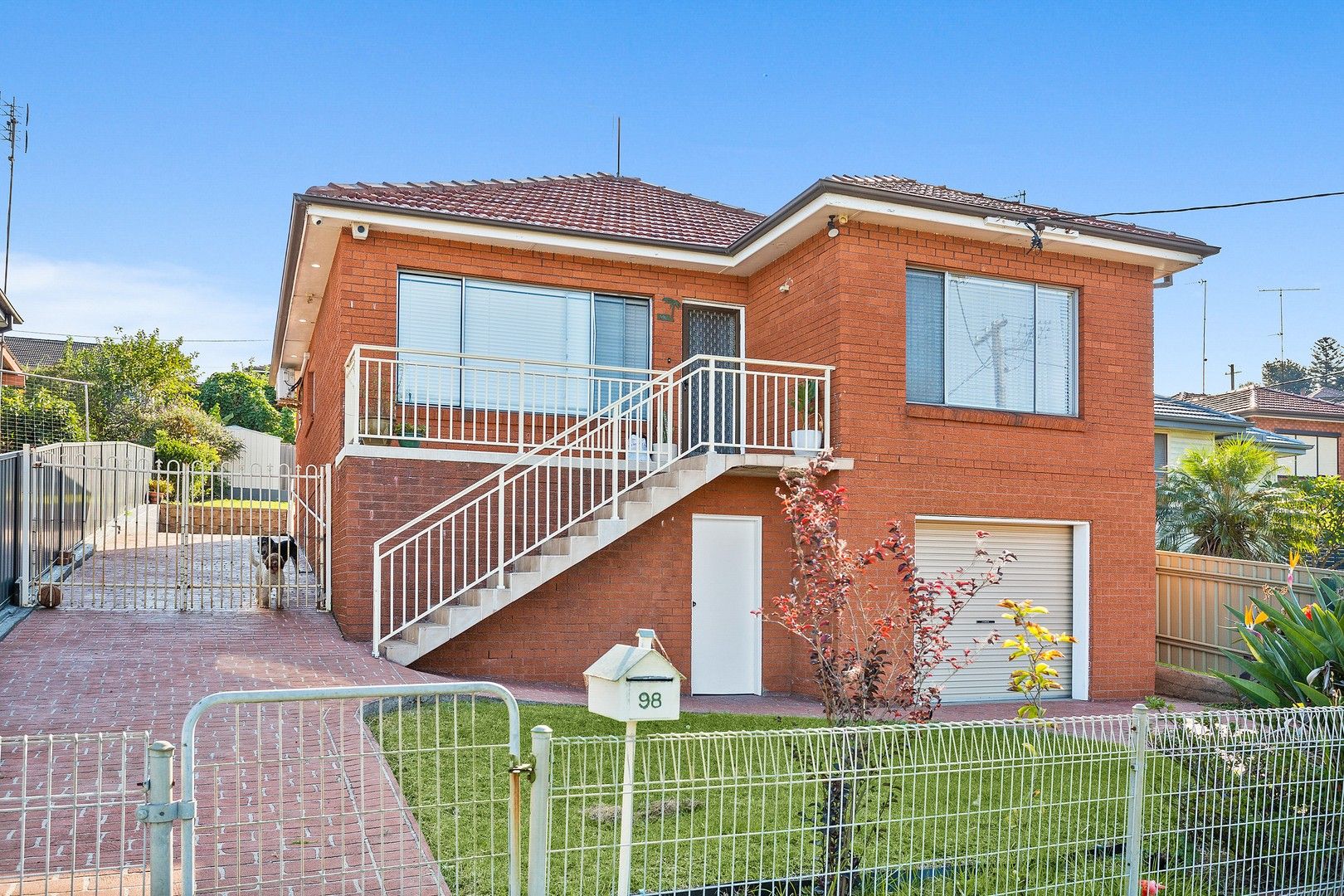 98 First Avenue North, Warrawong NSW 2502, Image 0