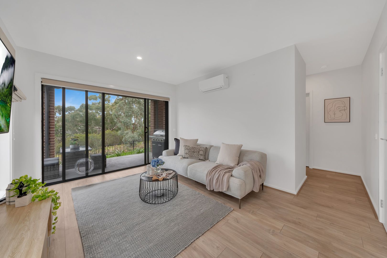 49 Weir Loop, Bundoora VIC 3083, Image 2