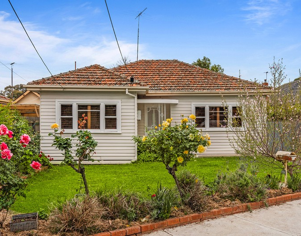 9 Shore Grove, Coburg North VIC 3058