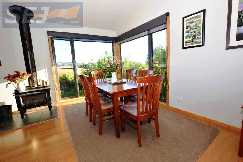 2855 Grand Ridge Road, Hallston VIC 3953, Image 2