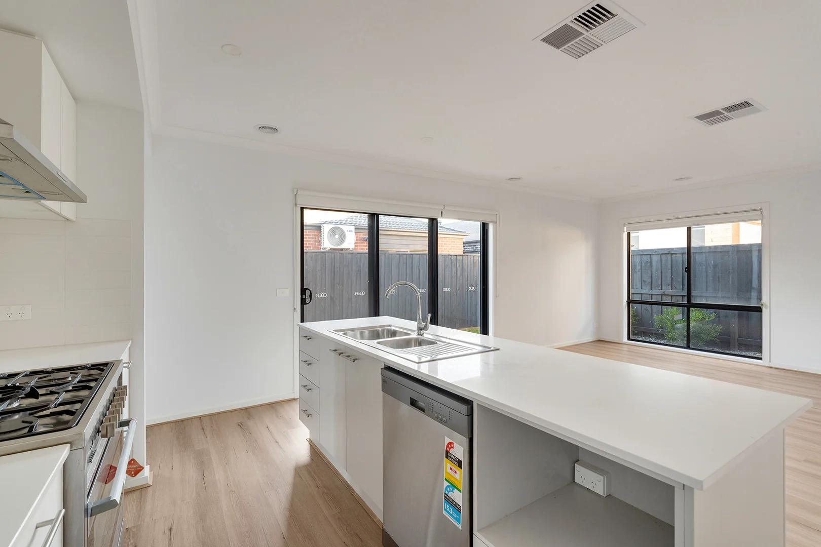 Additional image 3 of 17 Hederwick Street, Mickleham VIC 3064