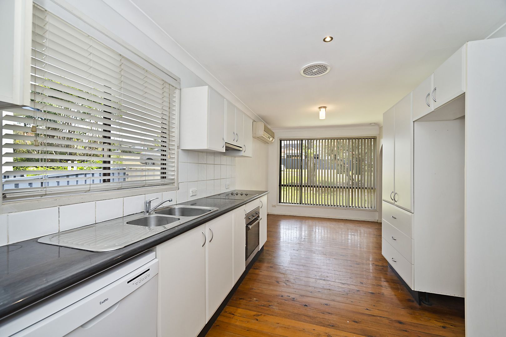 39 Hague Street, Rutherford NSW 2320, Image 2