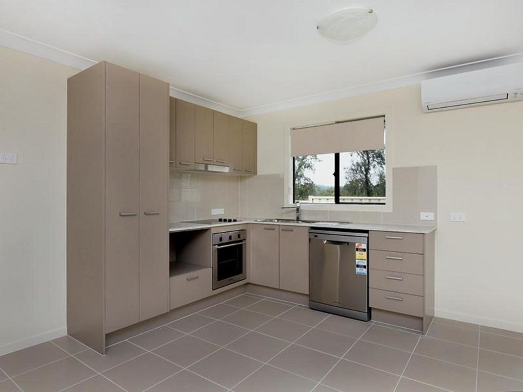 1&2/13 Glenwoods Drive, Glenvale QLD 4350, Image 1