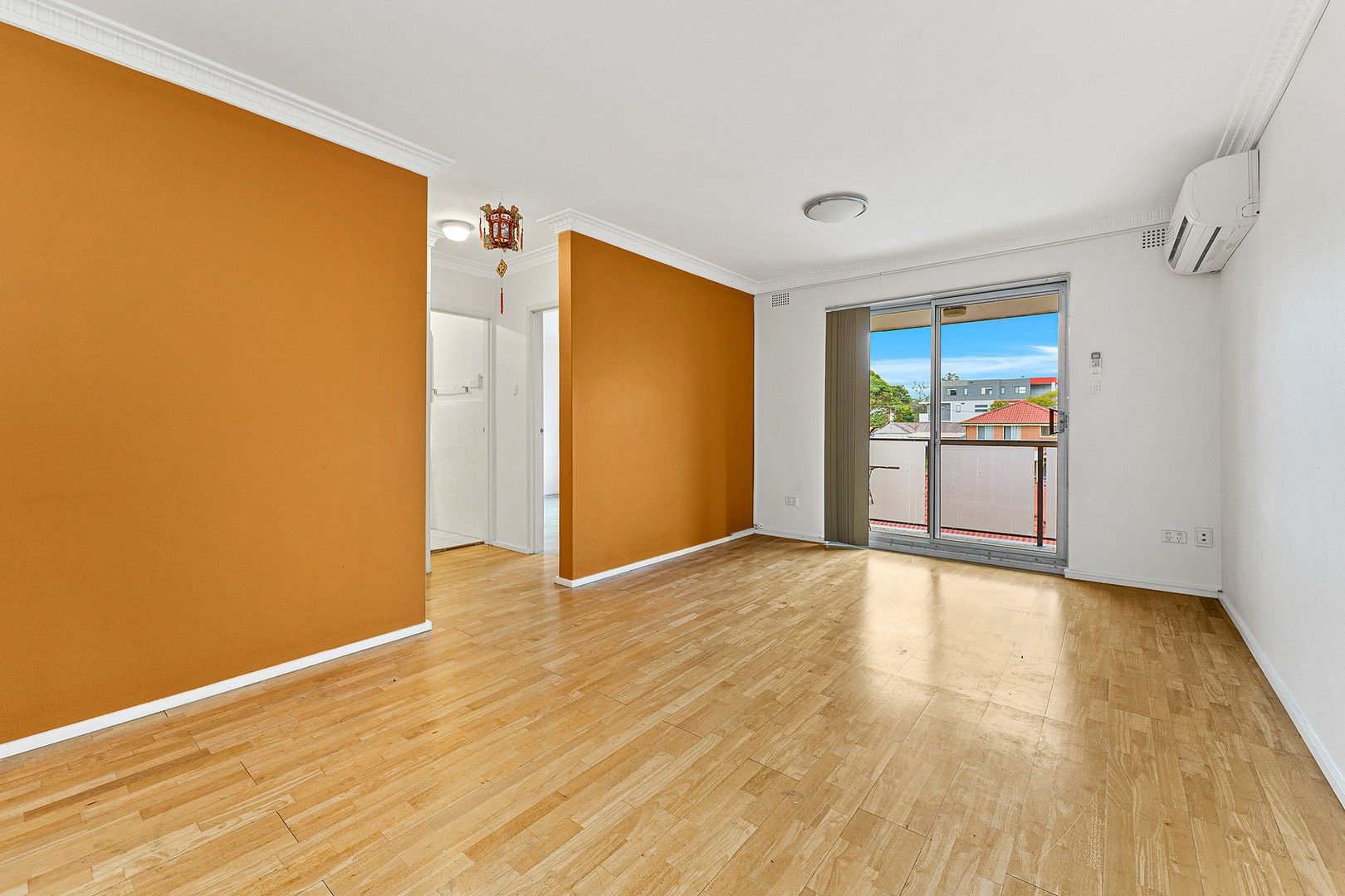 2 bedrooms Apartment / Unit / Flat in 13/69 First Avenue CAMPSIE NSW, 2194