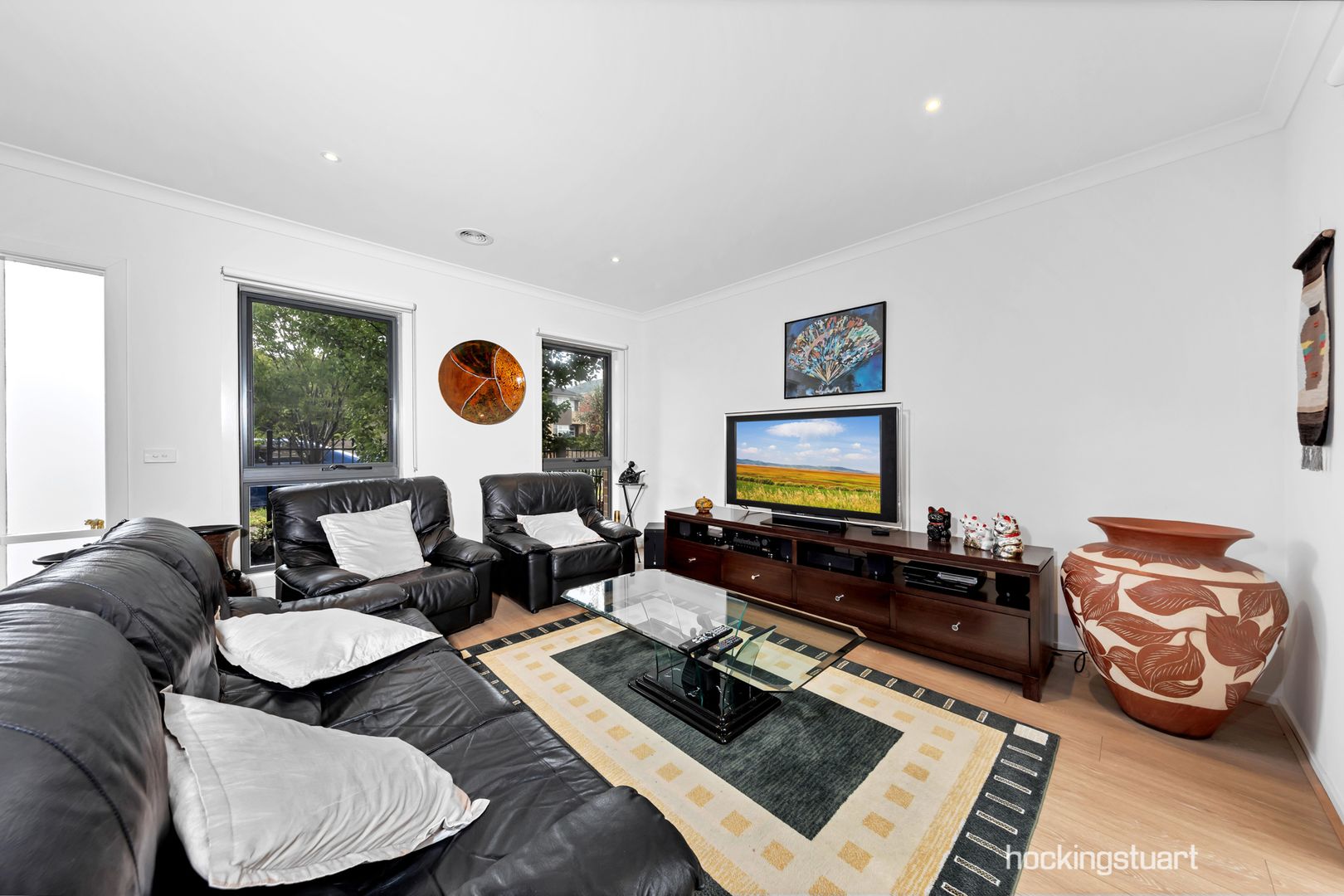 91 Lyndarum Drive, Epping VIC 3076, Image 2