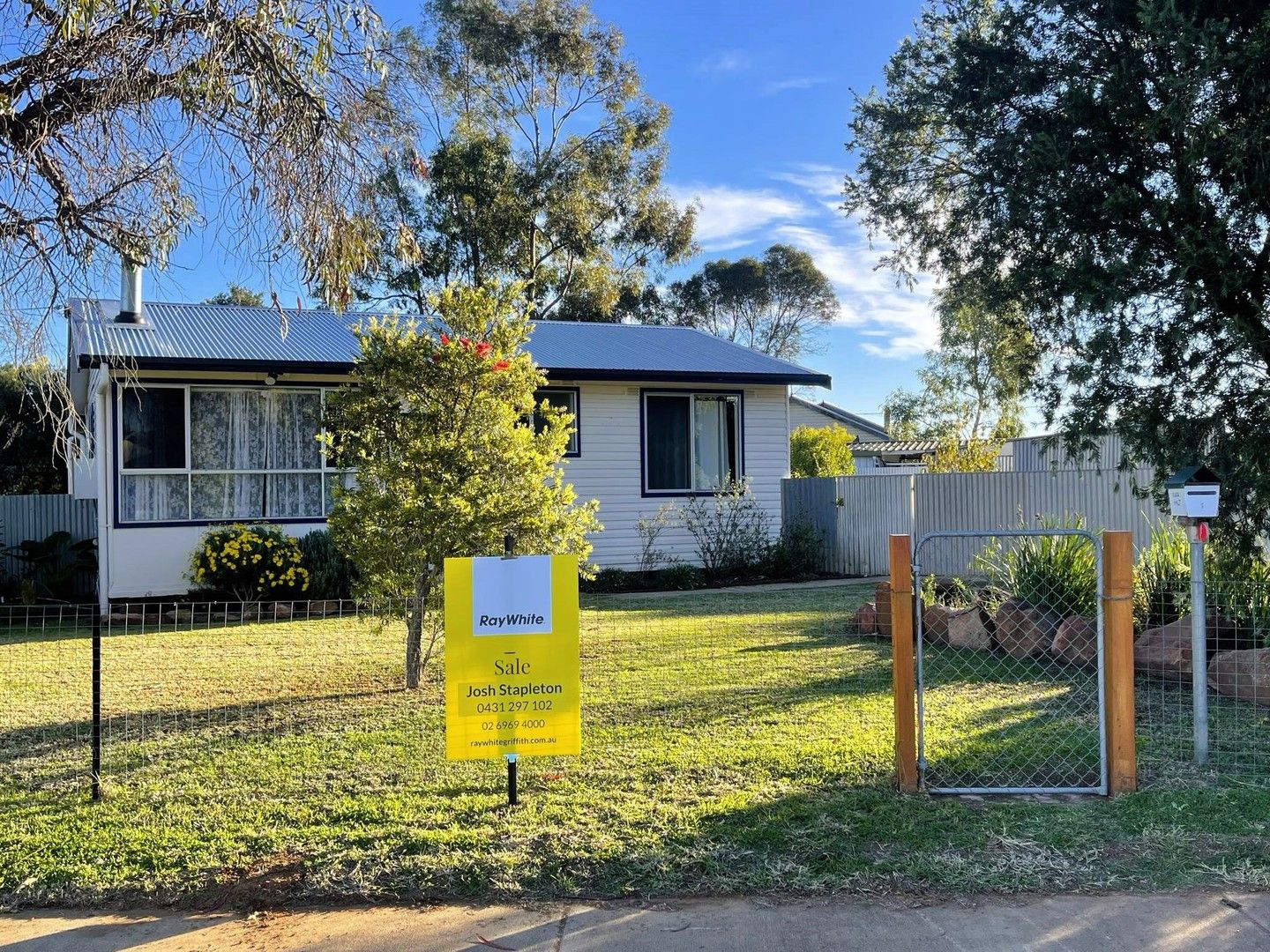 1 Corbett Street, Darlington Point NSW 2706 Domain