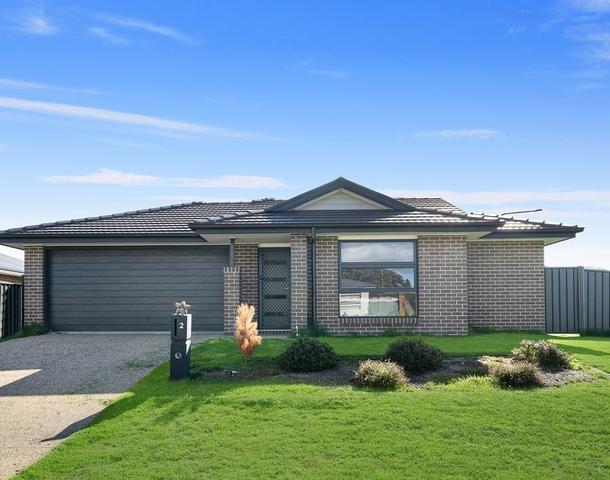 2 Bluebell Way, Orange NSW 2800