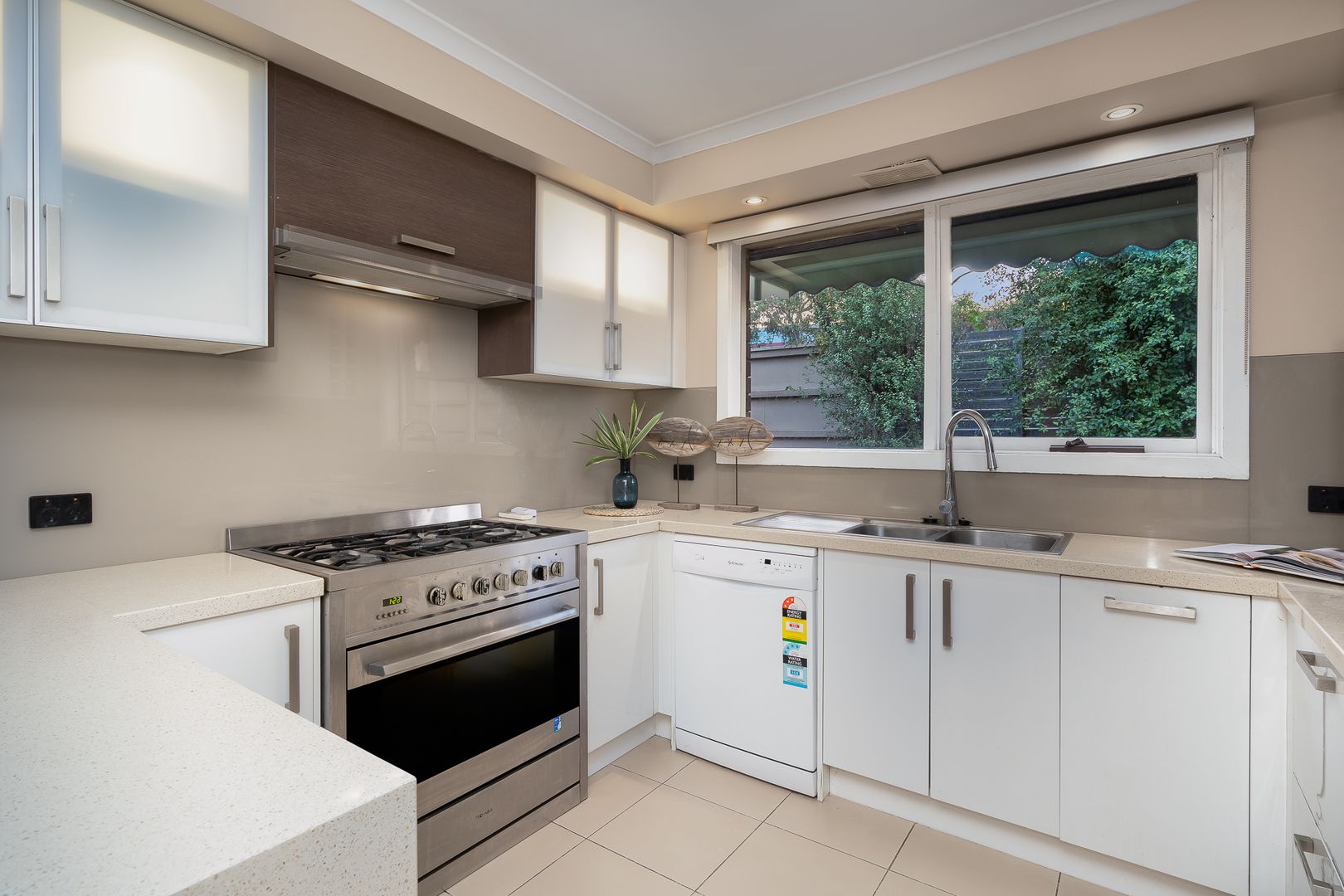 668 Wellington Road, Mulgrave VIC 3170, Image 2