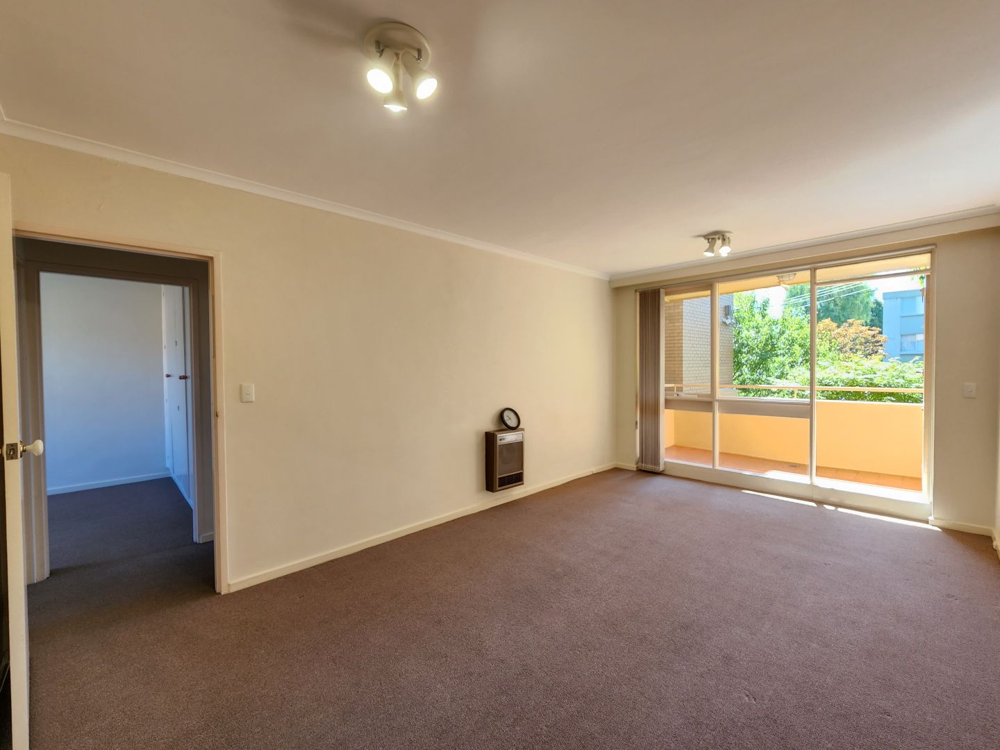 1/8-10 James Avenue, Kew VIC 3101, Image 2