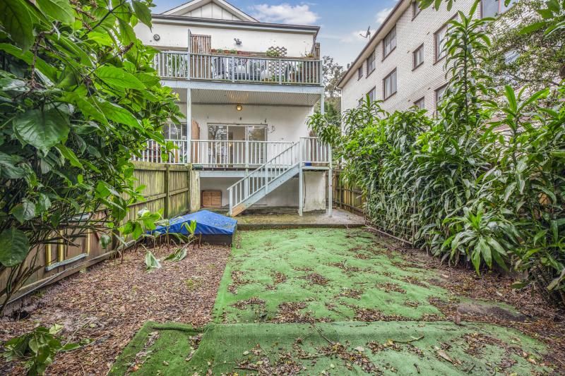 2 bedrooms Apartment / Unit / Flat in 4/136-138 Hall Street BONDI BEACH NSW, 2026