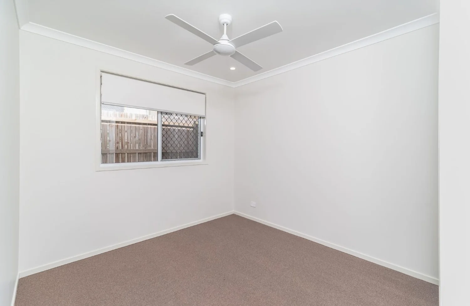 Additional image 8 of 11 Treeline Avenue, Arundel QLD 4214