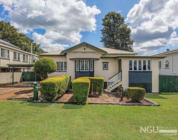 19 Walsh Street, Newtown QLD 4305