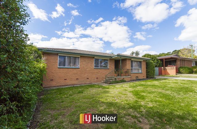 15 Chuculba Crescent, GIRALANG ACT 2617, Image 0