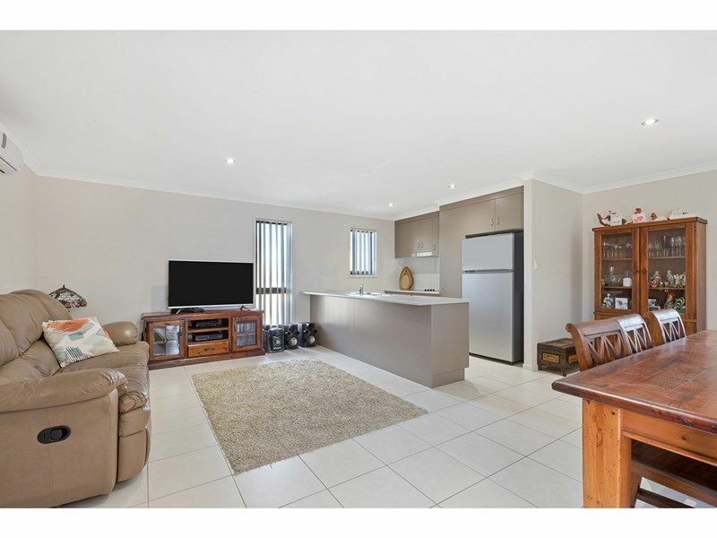 23 Florida Cres, Parkhurst QLD 4702, Image 1