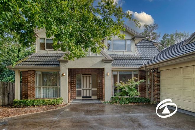 Picture of 2/49 Lyall Road, BERWICK VIC 3806