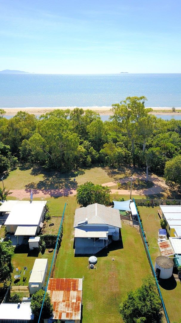 4 The Esplanade, Toomulla QLD 4816, Image 0