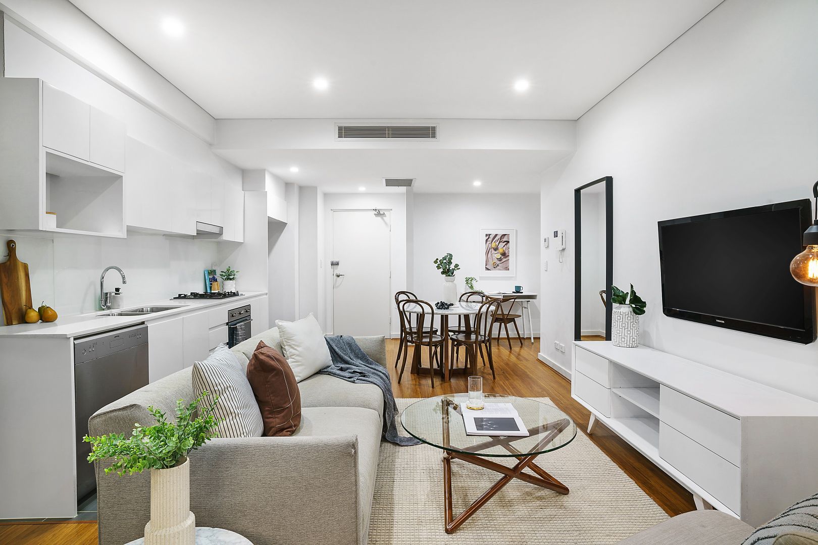 1 bedrooms Apartment / Unit / Flat in 409/72 Gordon Crescent LANE COVE NSW, 2066