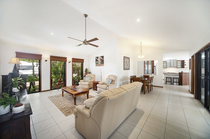 6 Kalbar Place, Tewantin QLD 4565, Image 2