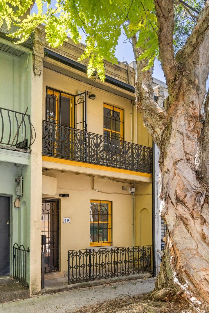 3 bedrooms Terrace in 49 Pine Street CHIPPENDALE NSW, 2008