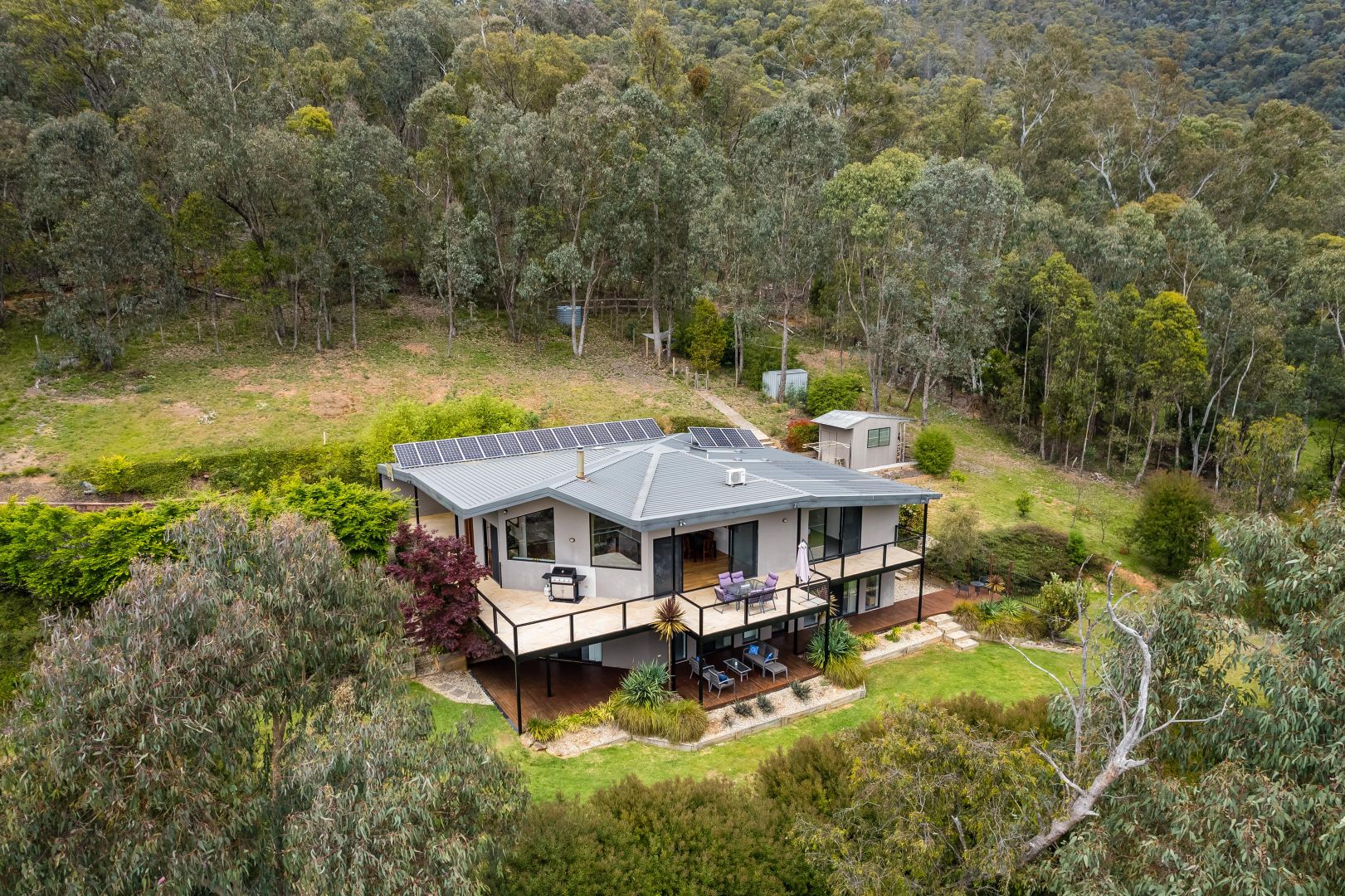 40 Hargreaves Road, Bright VIC 3741, Image 2