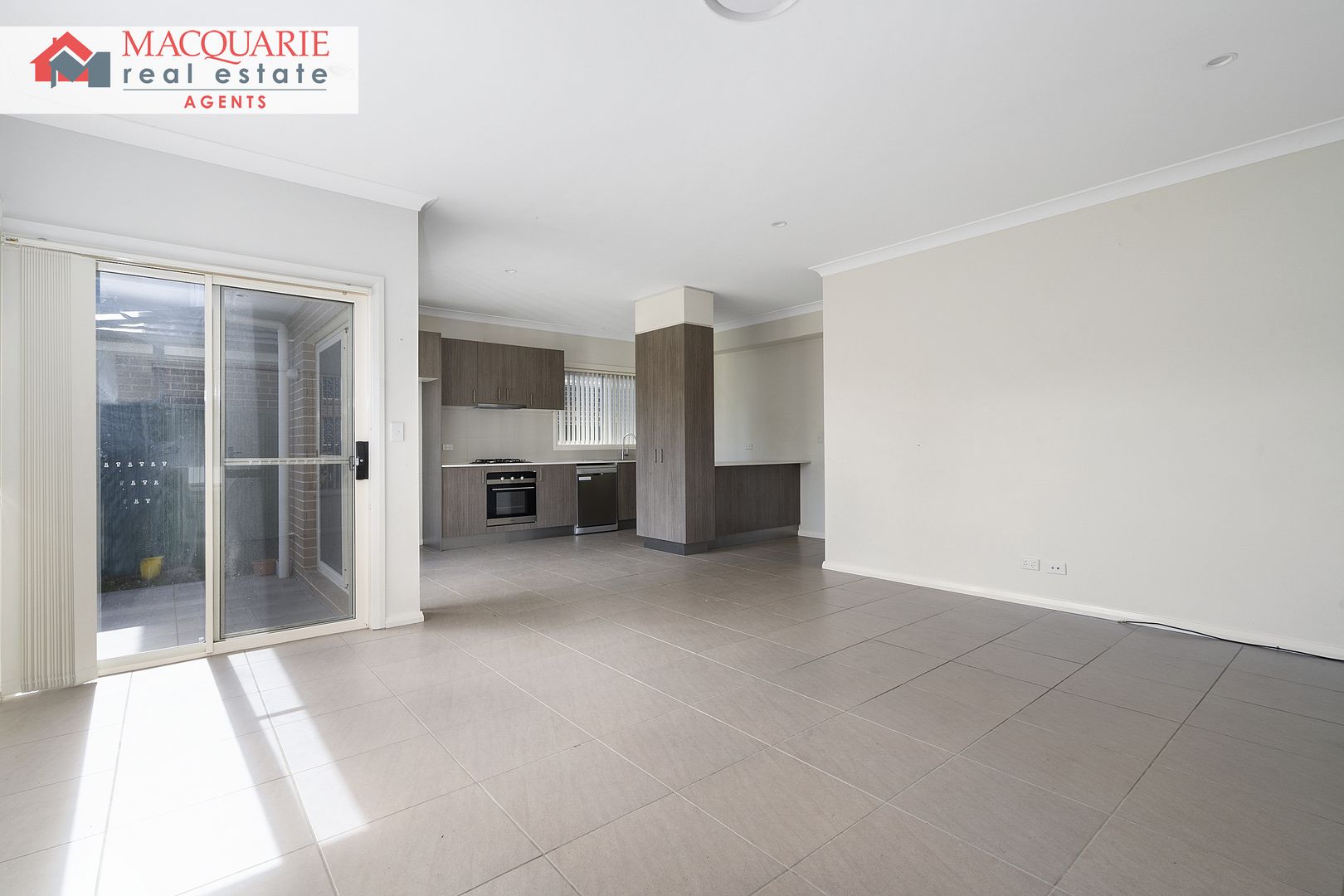 1/46-48 Webster Road, Lurnea NSW 2170, Image 2