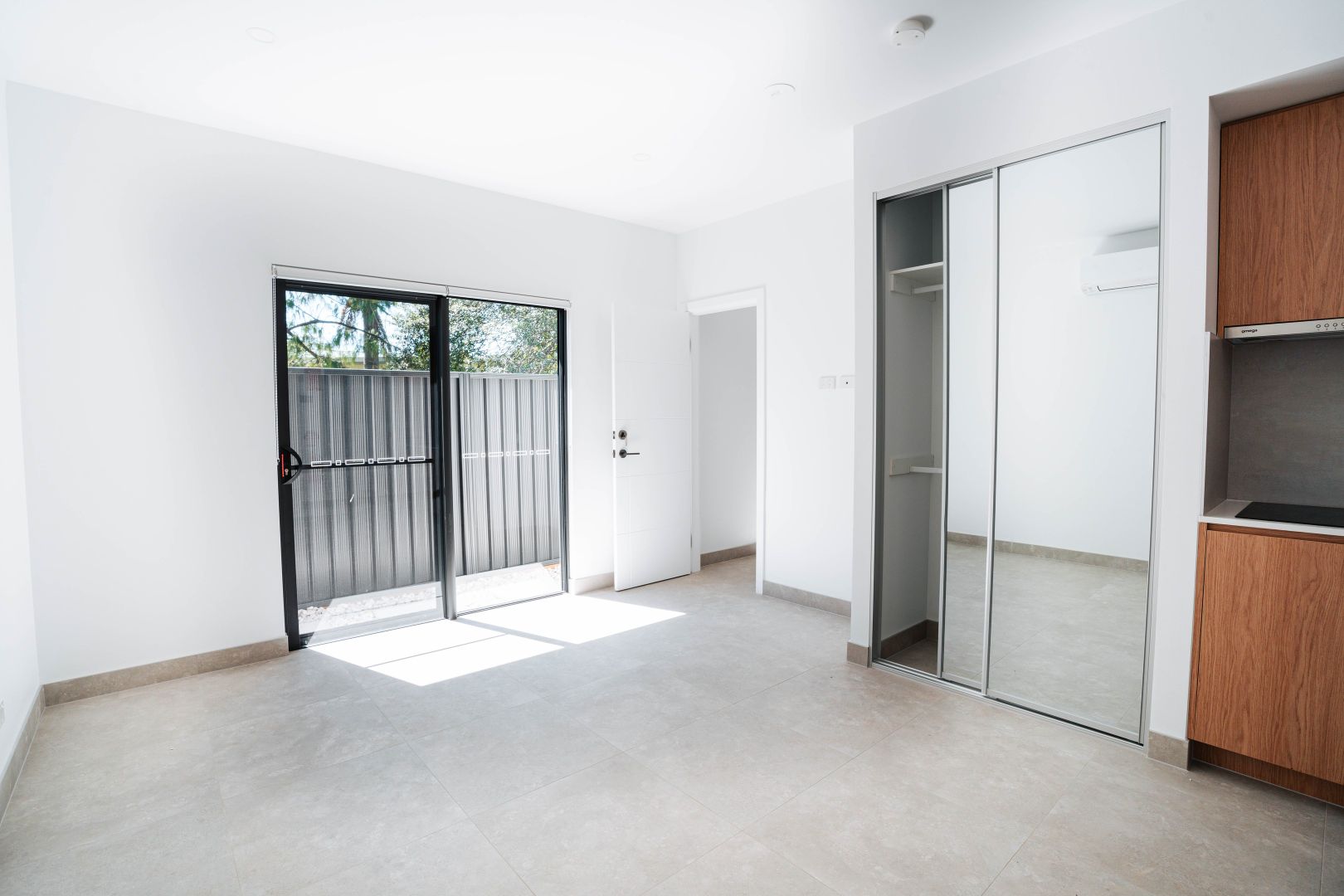 10 bedrooms Studio in 165 Glossop Street ST MARYS NSW, 2760