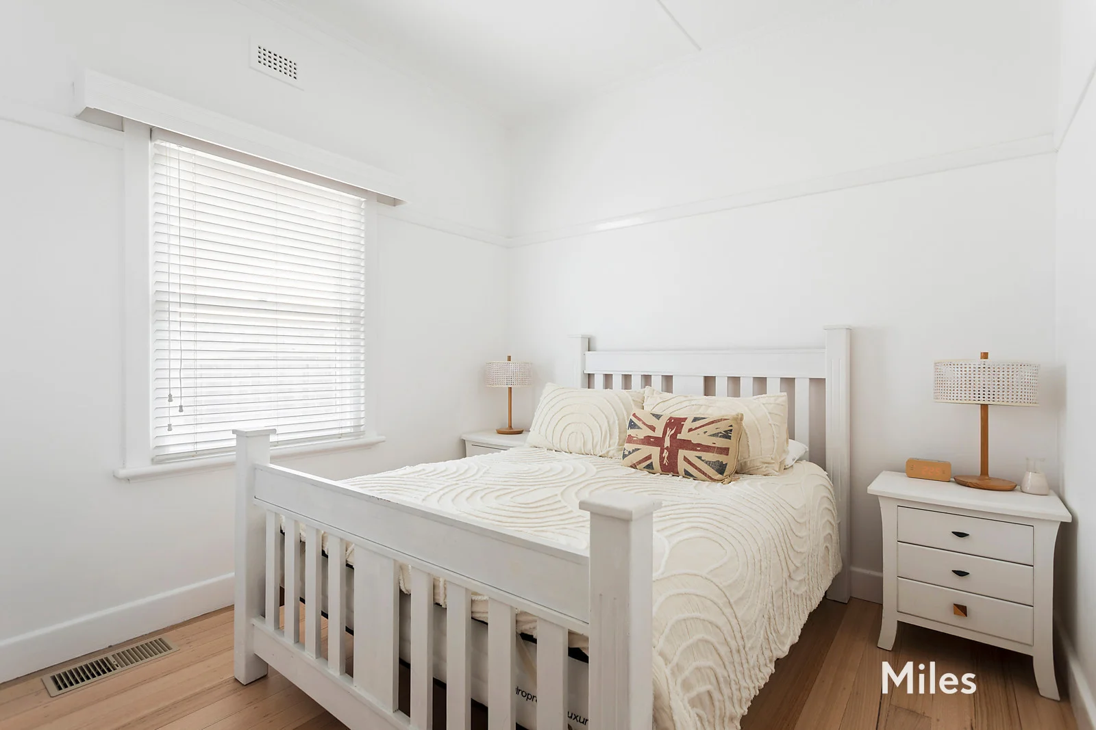 Additional image 8 of 5 Corona Street, Ivanhoe VIC 3079