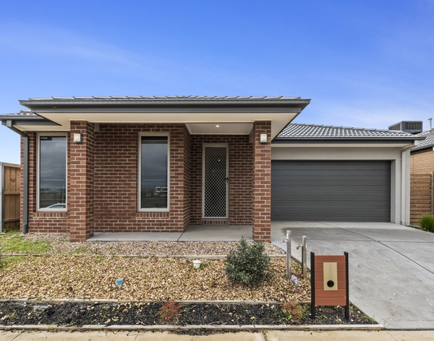 8 Arbuckle Road, Werribee VIC 3030